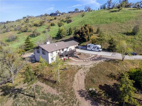 Tiny photo for 26201 Cumberland Road, Tehachapi, CA 93561 (MLS # CV25252181)