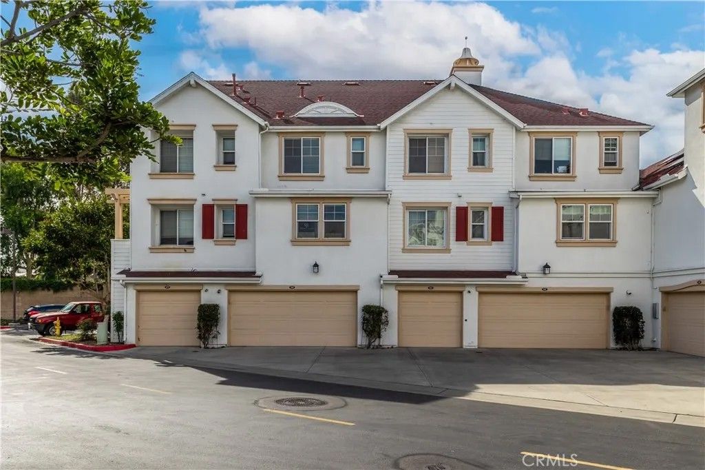 Photo of 755 Harbor Cliff Way #110, Oceanside, CA 92054 (MLS # OC26073093)