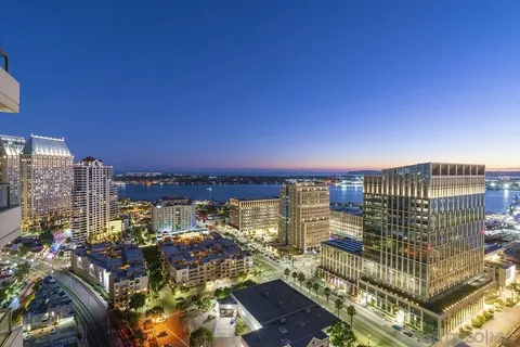 700 W E Street Unit 2802, San Diego, CA 92101 - #: 2600520