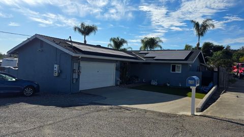 8142 Royal El Cajon CA 92021