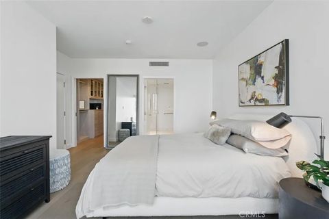 Tiny photo for 888 W E Street #505, San Diego, CA 92101 (MLS # NP25151125)