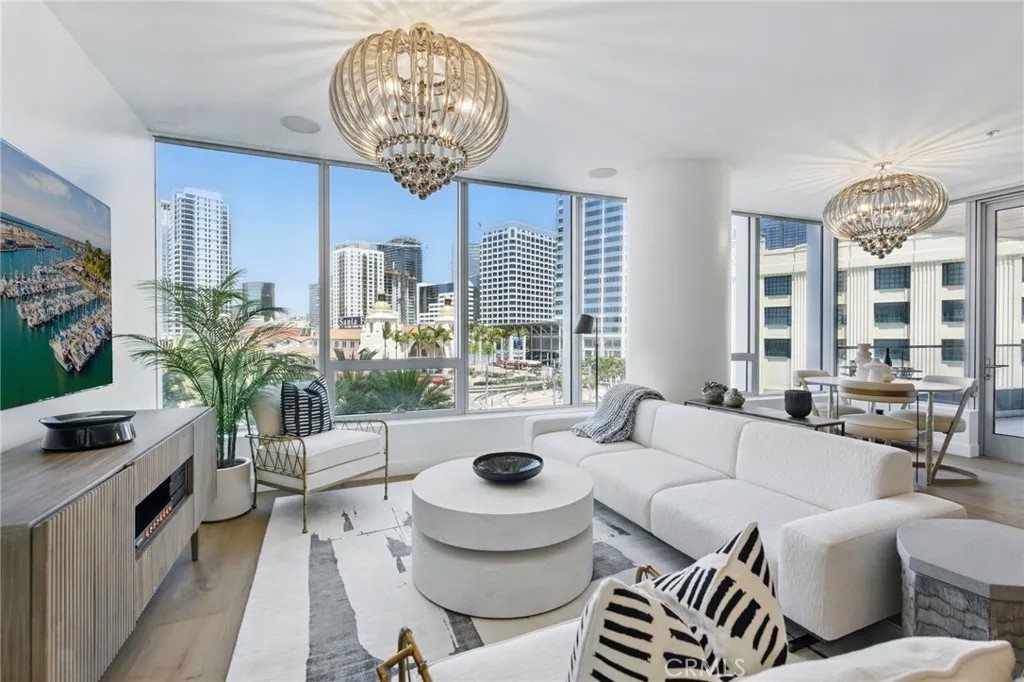 888 W E Street 505