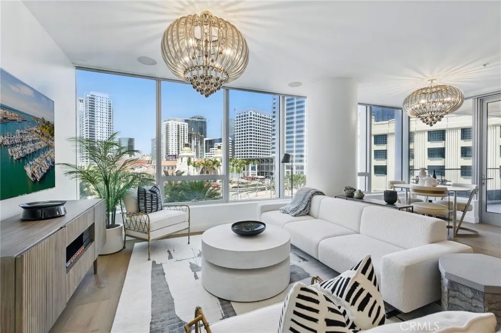 888 W E Street 505