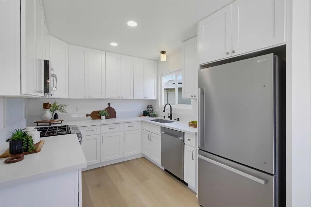 8924 Jana Court