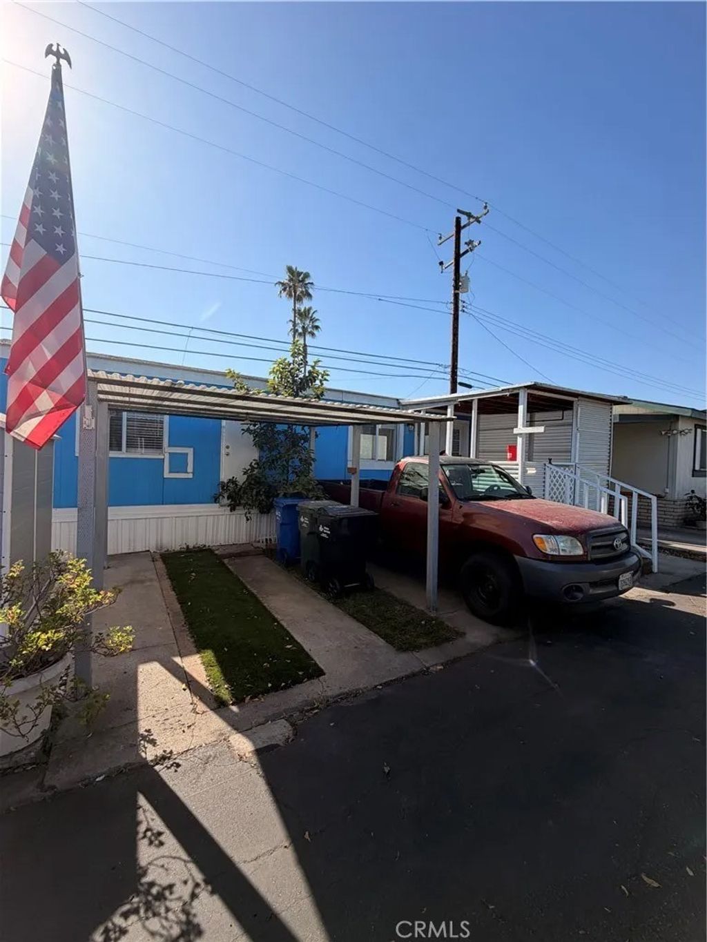 Photo of 16511 Garfield Ave #D40, Paramount, CA 90723 (MLS # DW26024994)