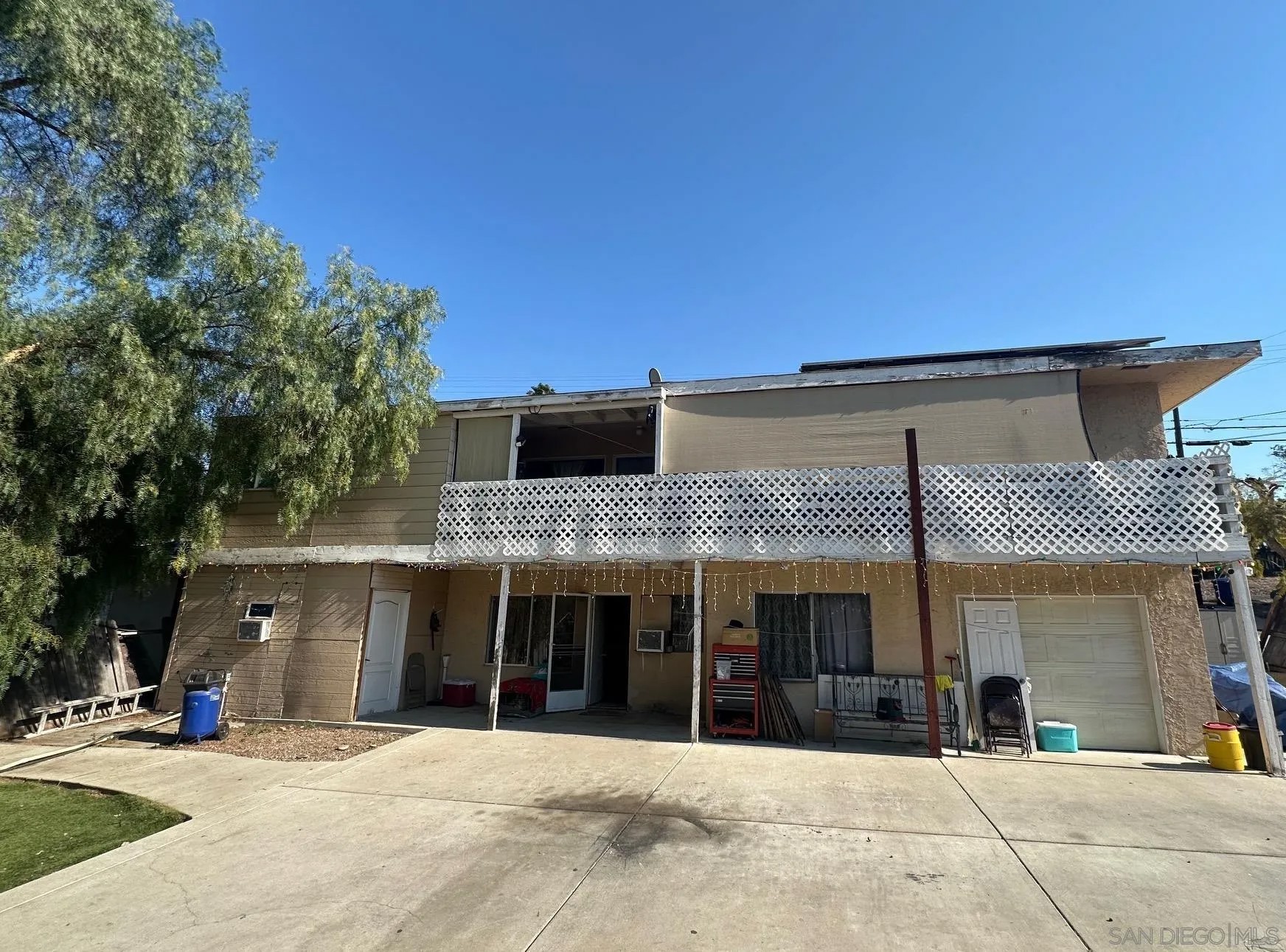 223 S Stagecoach Lane