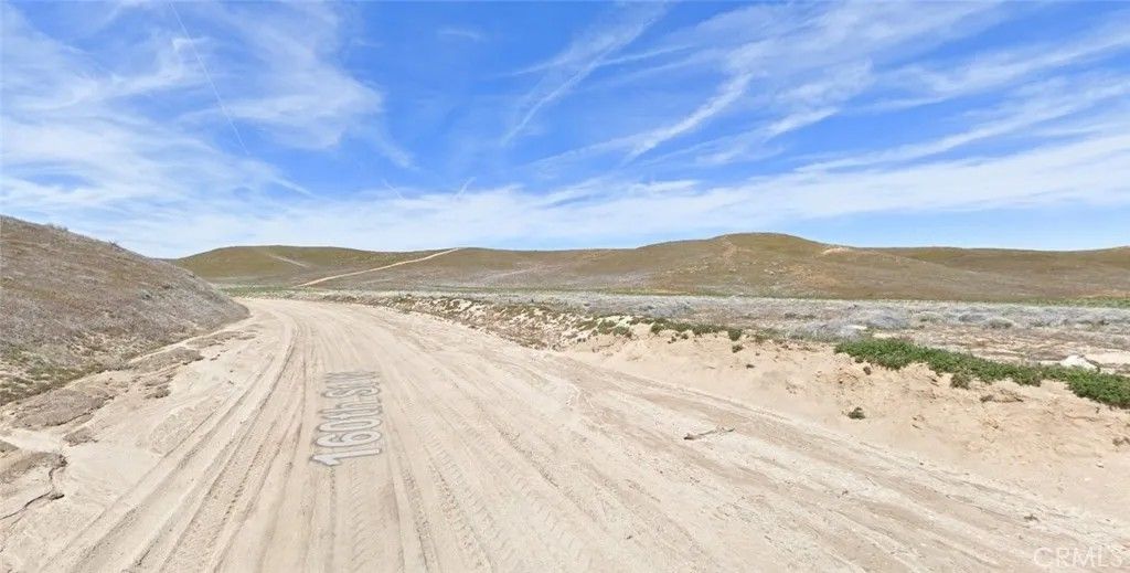 Photo of 15000 San Francisquito, Fairmont, CA 93536 (MLS # HD26002580)