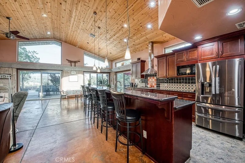 41810 Road 406