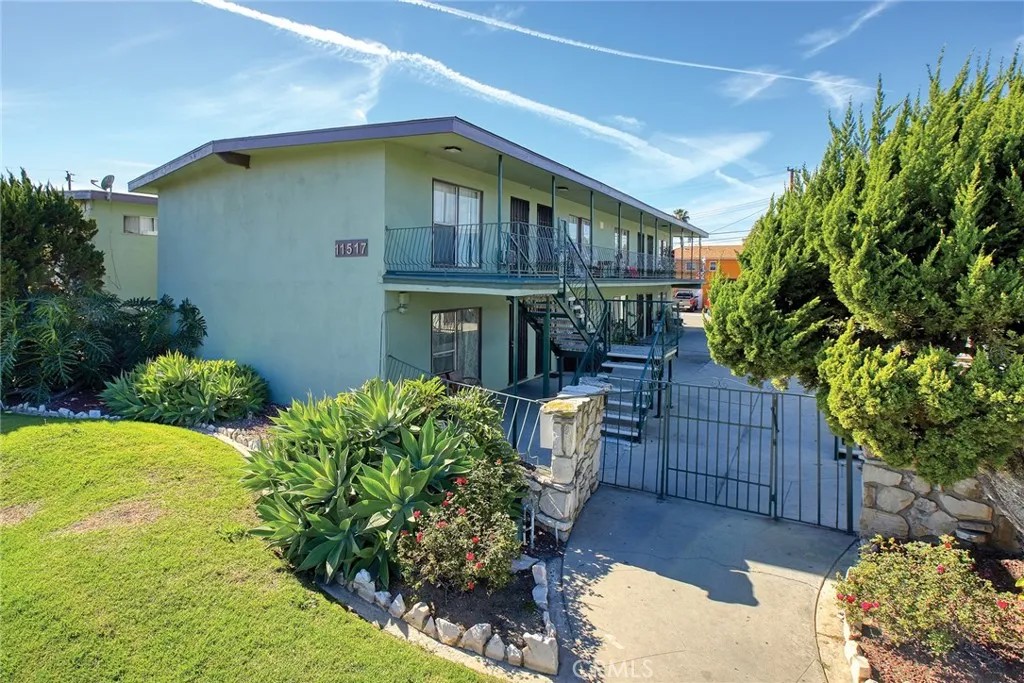 11517 Old River School Rd