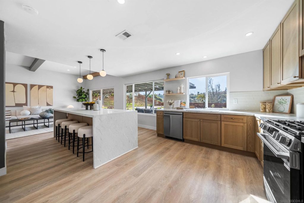 Photo of 4020 Tim St, Bonita, CA 91902 (MLS # 250045296)