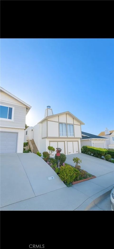 Photo of 130 Marbly Ave, Daly City, CA 94015 (MLS # SN25236572)