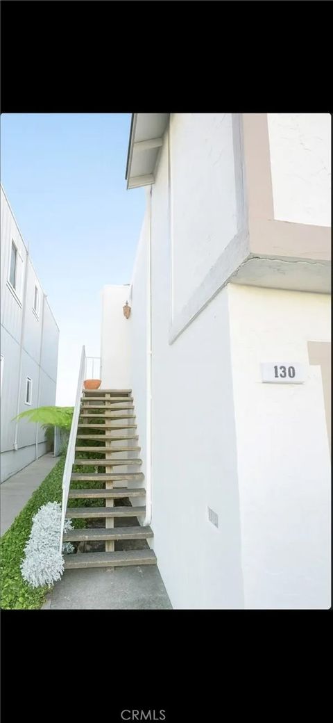Tiny photo for 130 Marbly Ave, Daly City, CA 94015 (MLS # SN25236572)