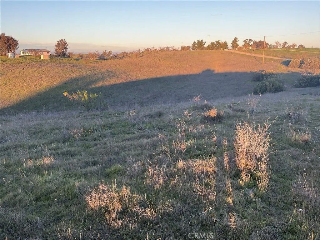 Photo of 13 Sunburst, Paso Robles, CA 93446 (MLS # NS26016971)