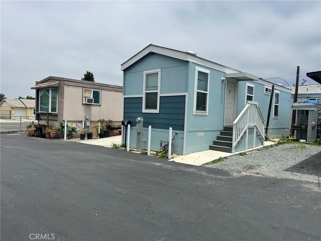 Photo of 577 Palomar St #31, Chula Vista, CA 91911 (MLS # OC25180648)