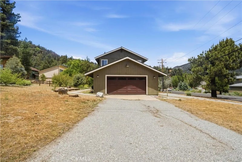 2325 Cypress