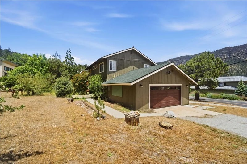 2325 Cypress