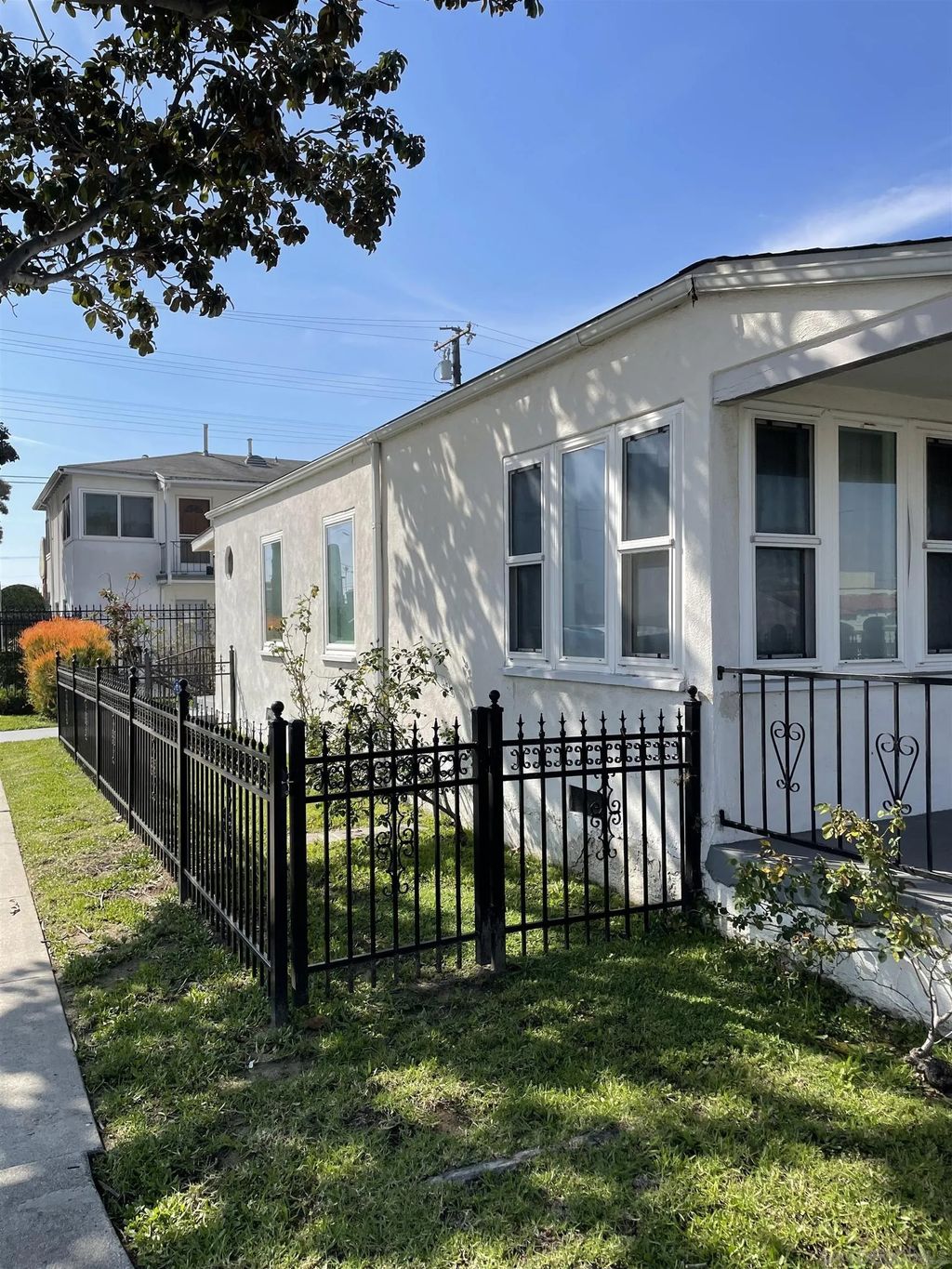 Photo of 2700 W 85th St, Inglewood, CA 90305 (MLS # 260004617)