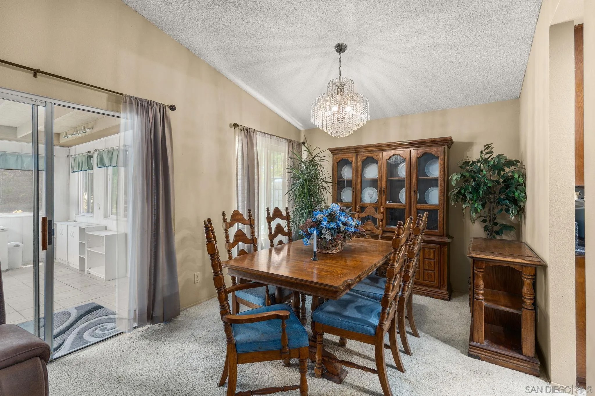 4917 Glenhaven Dr.