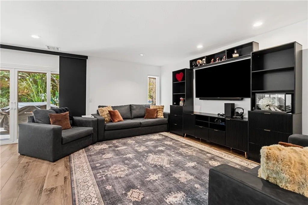2752 Pine Creek Cir.