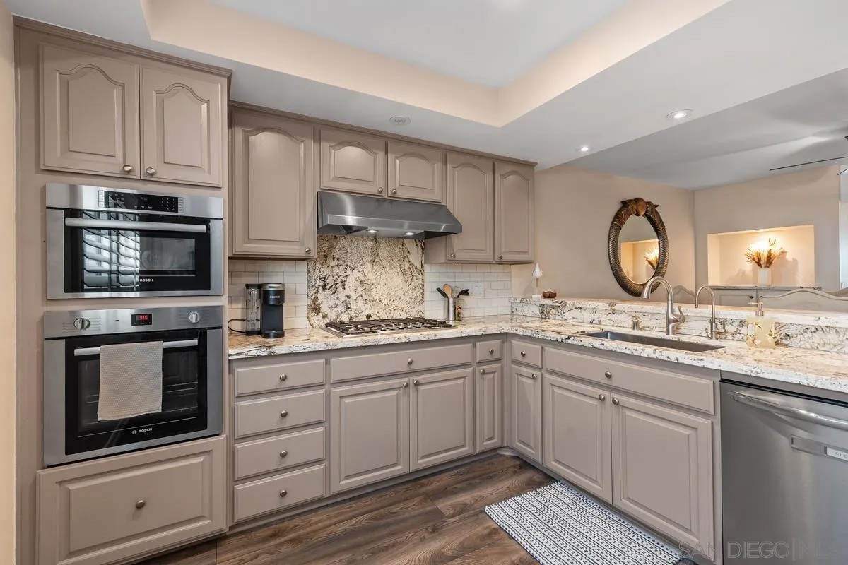 6770 Caminito Del Greco