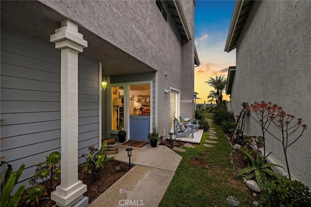 2338 Avenida Marejada 29