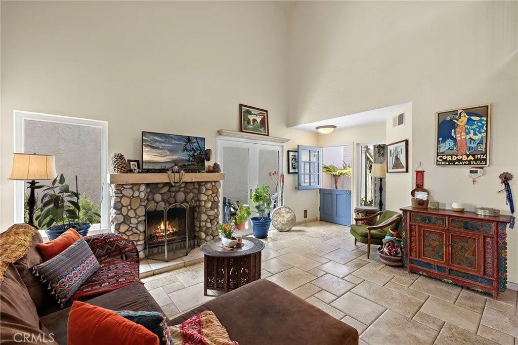 2338 Avenida Marejada 29