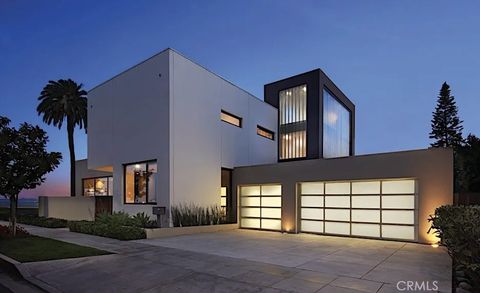 Photo of 2767 E Ocean Blvd, Long Beach, CA 90803 (MLS # DW26051555)