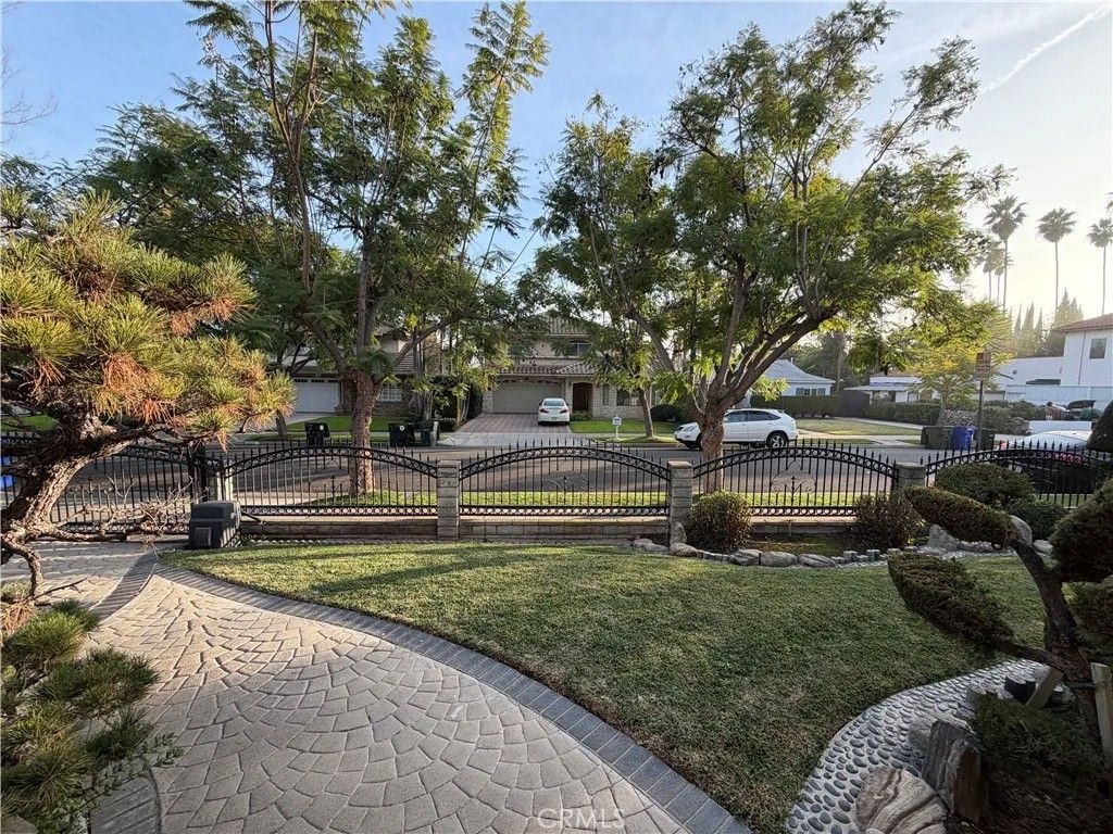 Photo of 8519 E Fairview Ave, San Gabriel, CA 91775 (MLS # AR26008376)