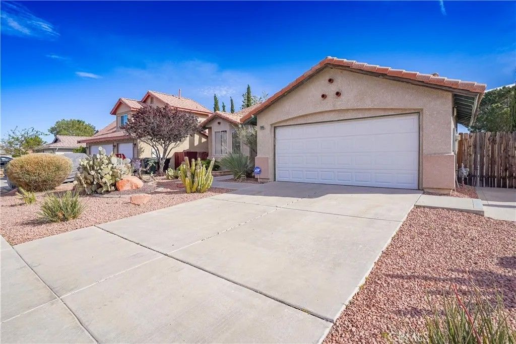 Photo of 13055 Madison Circle, Victorville, CA 92392 (MLS # HD26065183)