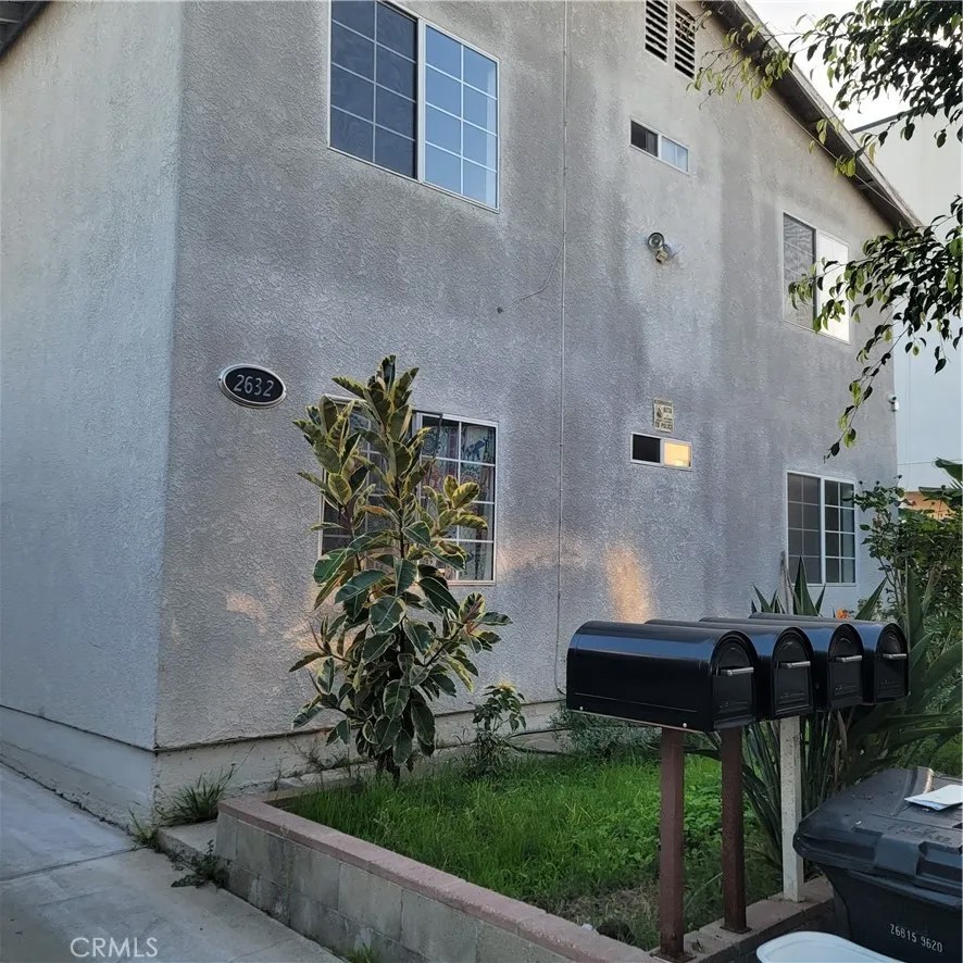 2632 W 16th