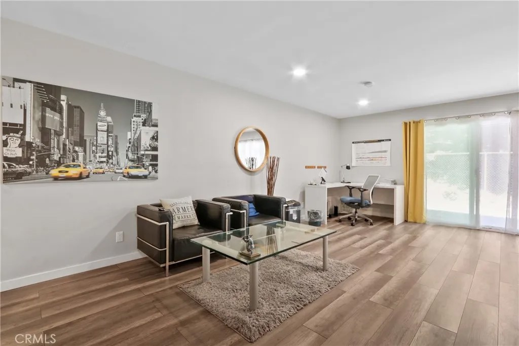 1129 Rosecrans Avenue 28A