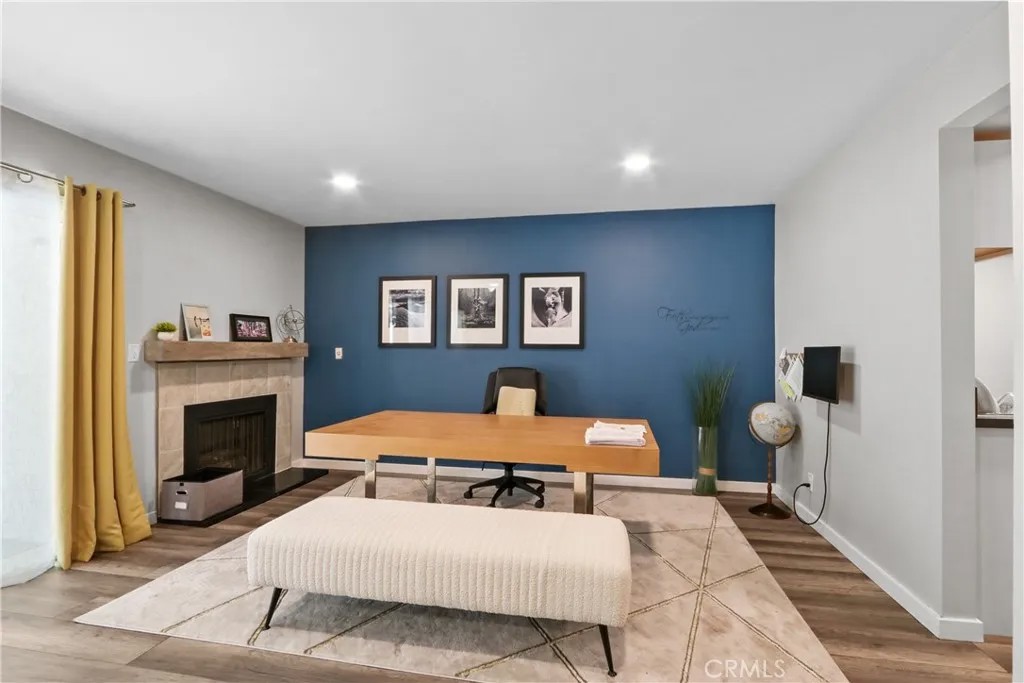 1129 Rosecrans Avenue 28A