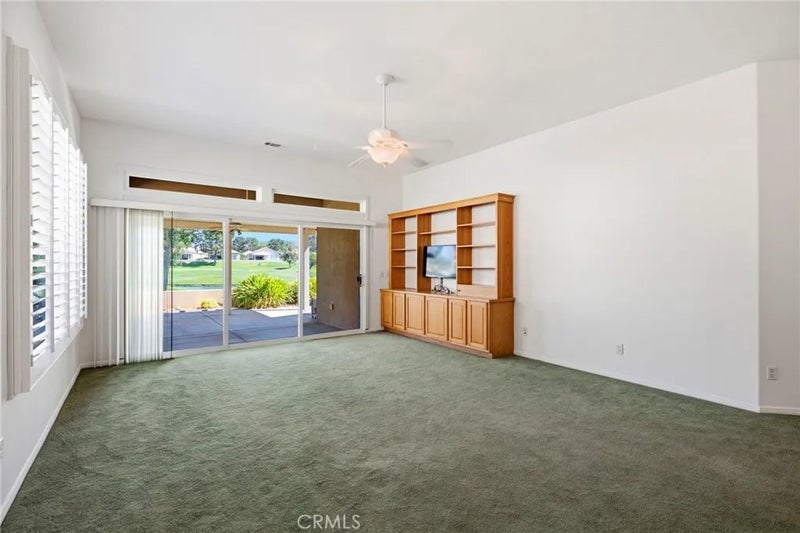 4956 ROLLING HILLS Avenue