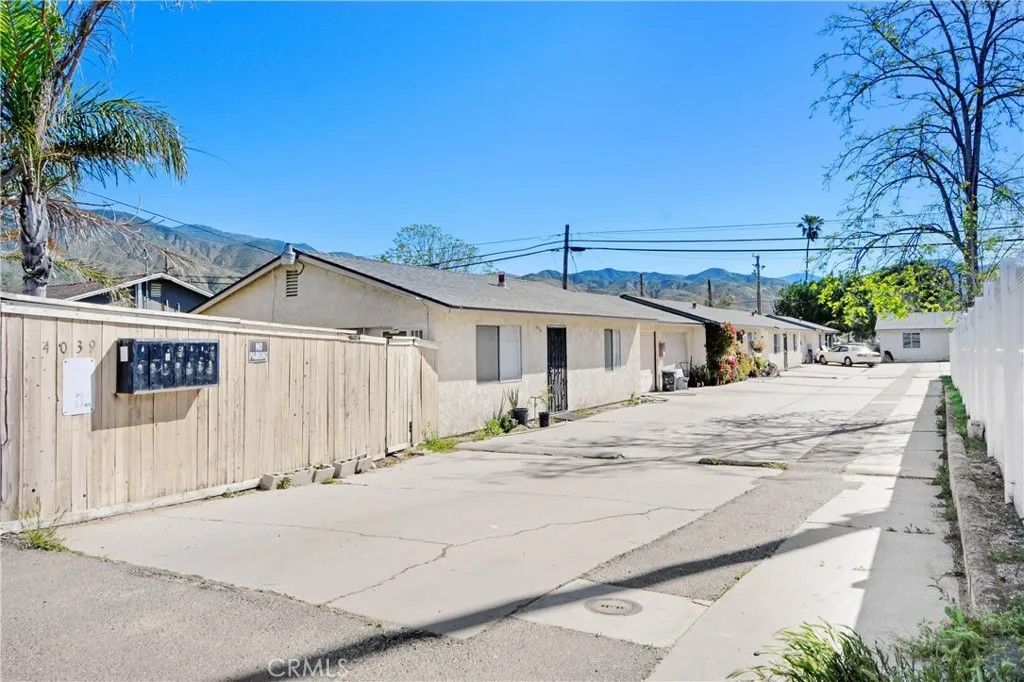 Photo of 4039 Lorraine Drive #5, San Bernardino, CA 92407 (MLS # IV25258542)