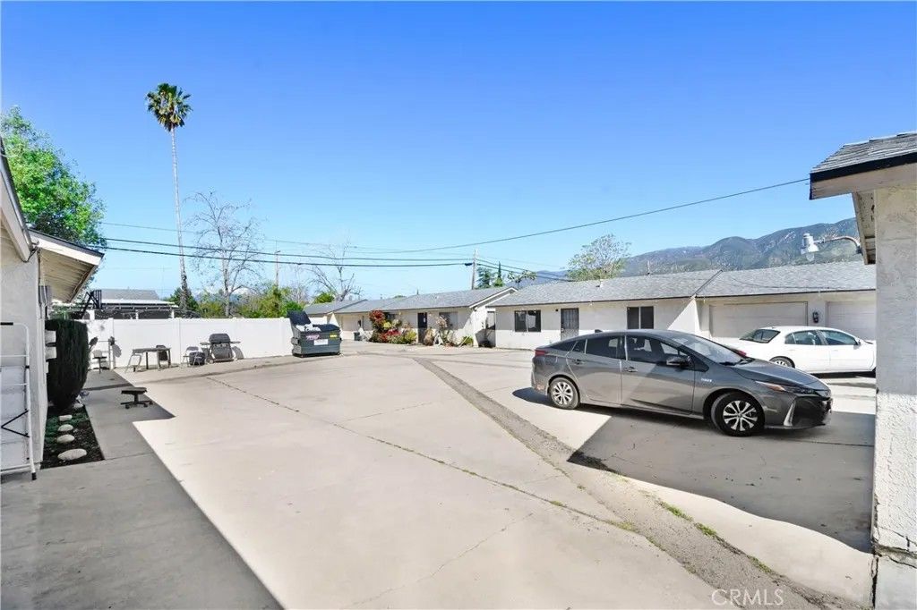 Photo of 4039 Lorraine Drive #5, San Bernardino, CA 92407 (MLS # IV25258542)