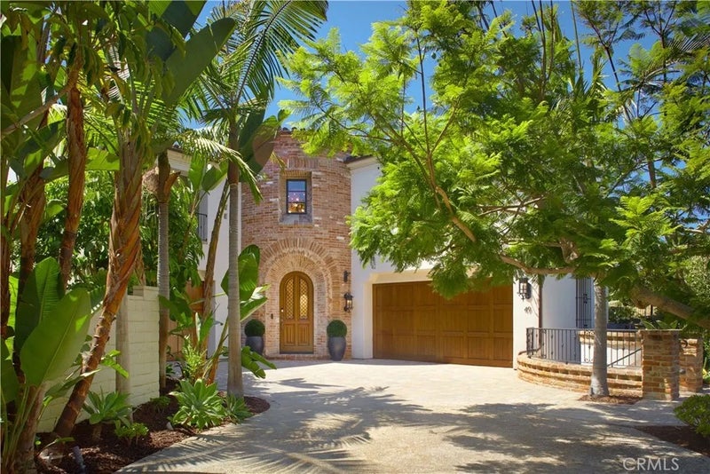 49 Beach View Avenue