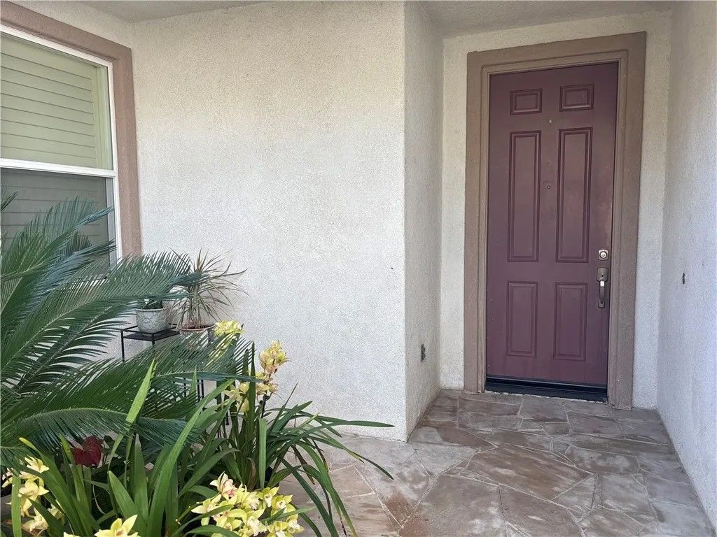 Photo of 856 Jonliere Cir, Corona, CA 92882 (MLS # OC26055506)