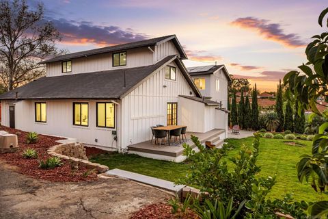 Tiny photo for 16021 Pomerado Rd, Poway, CA 92064 (MLS # 250042408)