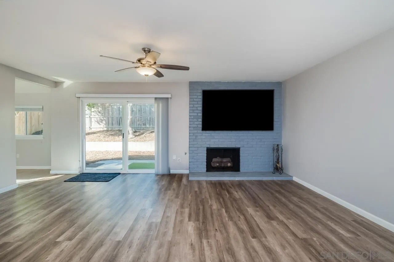 4374 Mount Hukee Ave