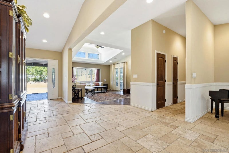 30015 Ridge Creek