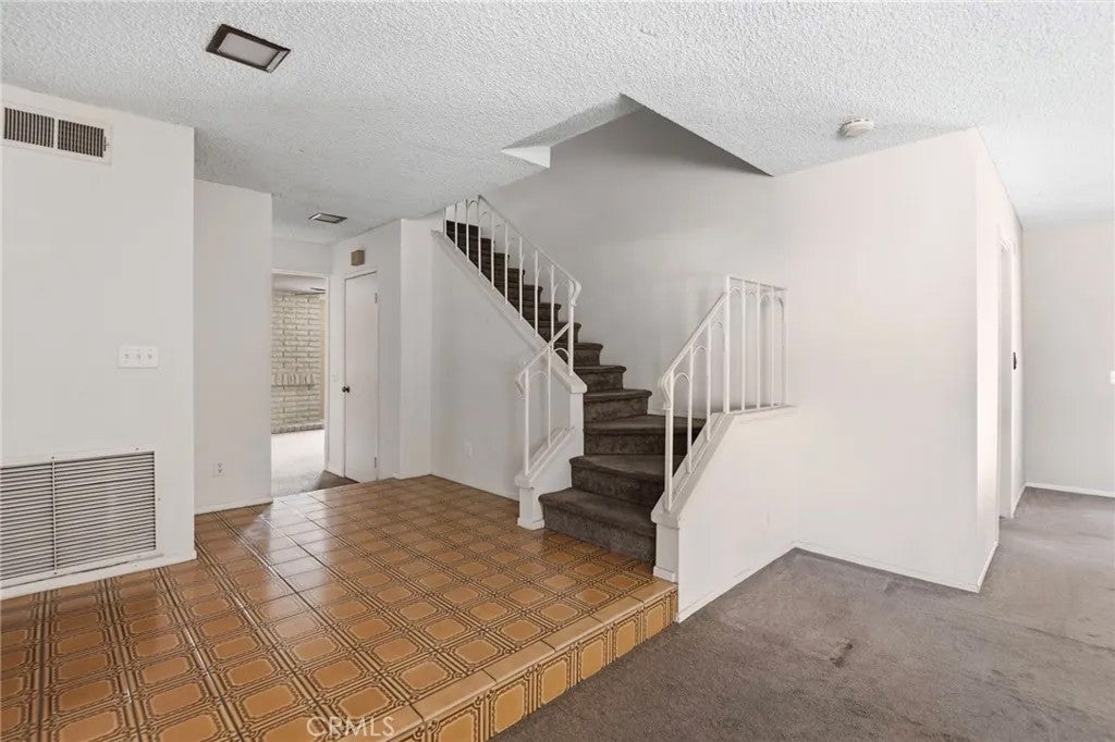 1541 Pinewood Place