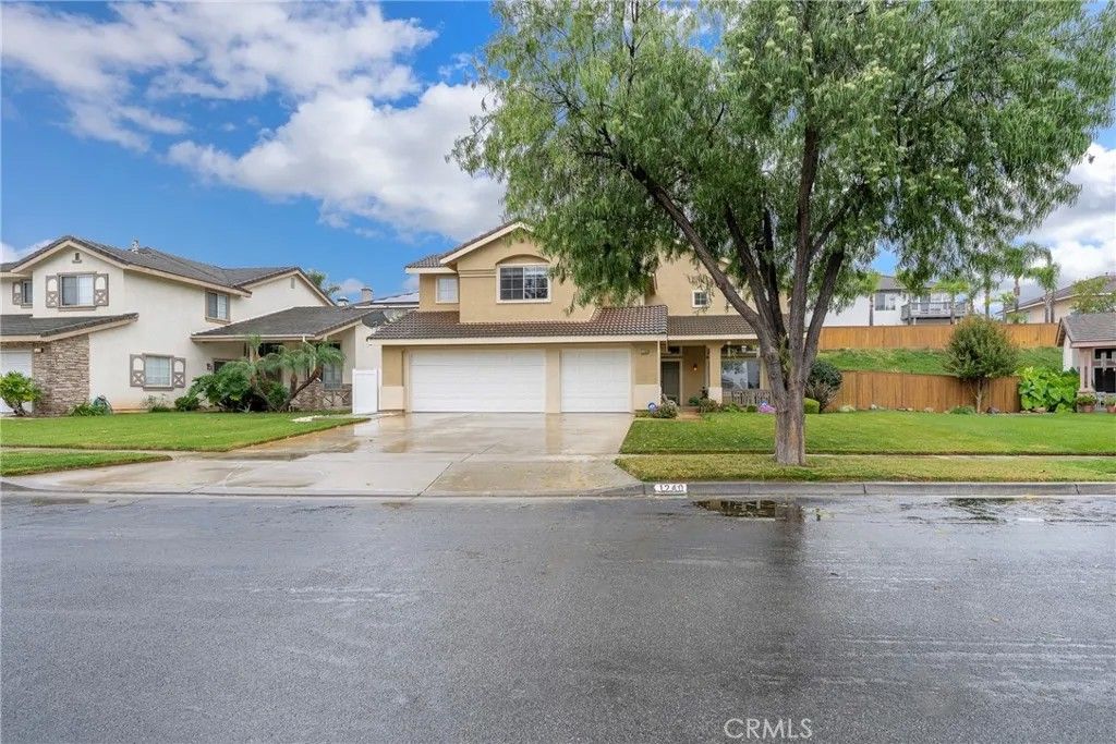 Photo of 1240 Nina Lane, Corona, CA 92882 (MLS # CV25249660)