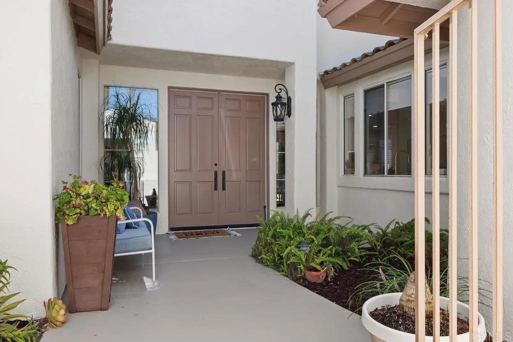 Photo of 270 Borrego Court, Oceanside, CA 92057 (MLS # NDP2607865)