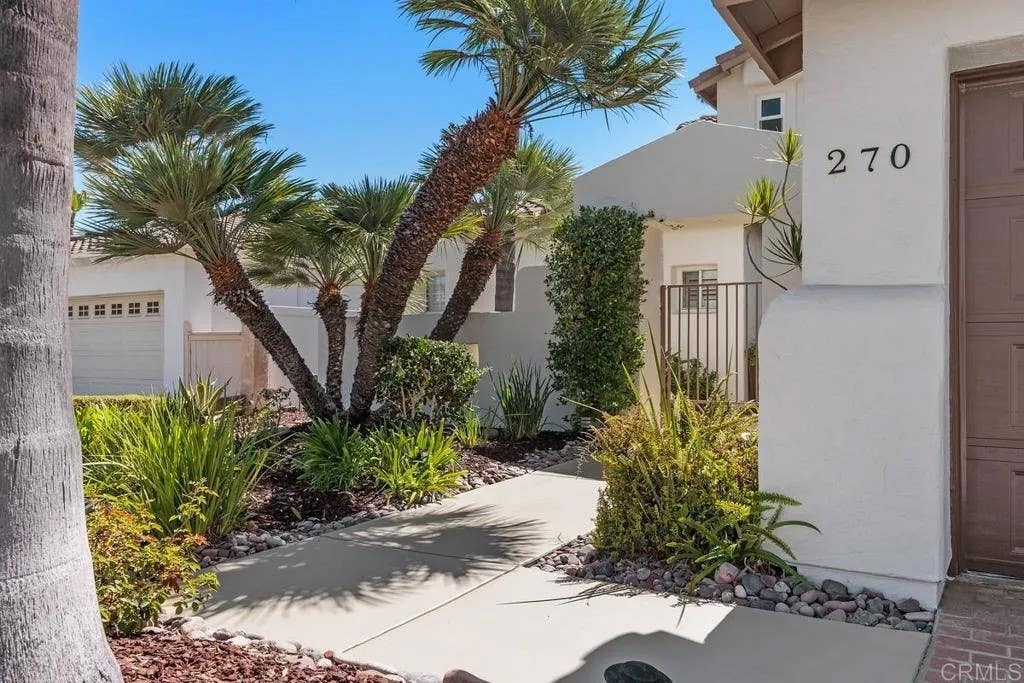 Photo of 270 Borrego Court, Oceanside, CA 92057 (MLS # NDP2607865)