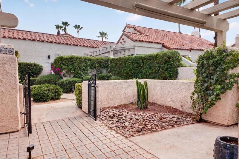 73472 Shadow Mountain Drive