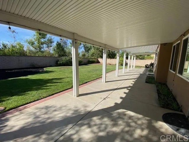 Photo of 2332 Douglaston GLN, Escondido, CA 92026 (MLS # NDP2607209)