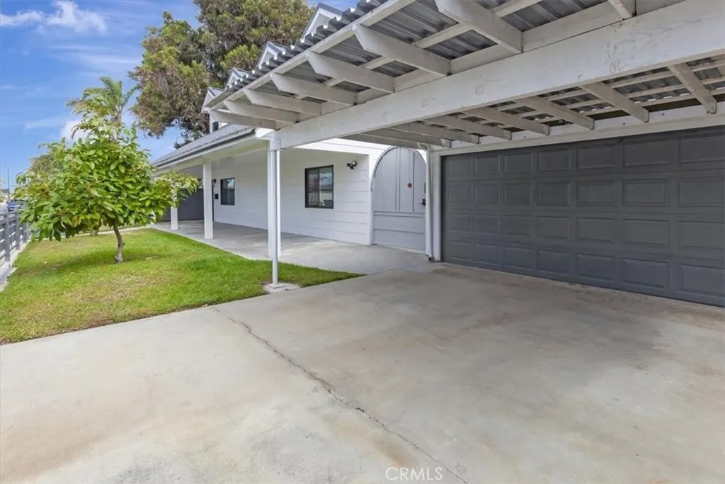 8532 Washington