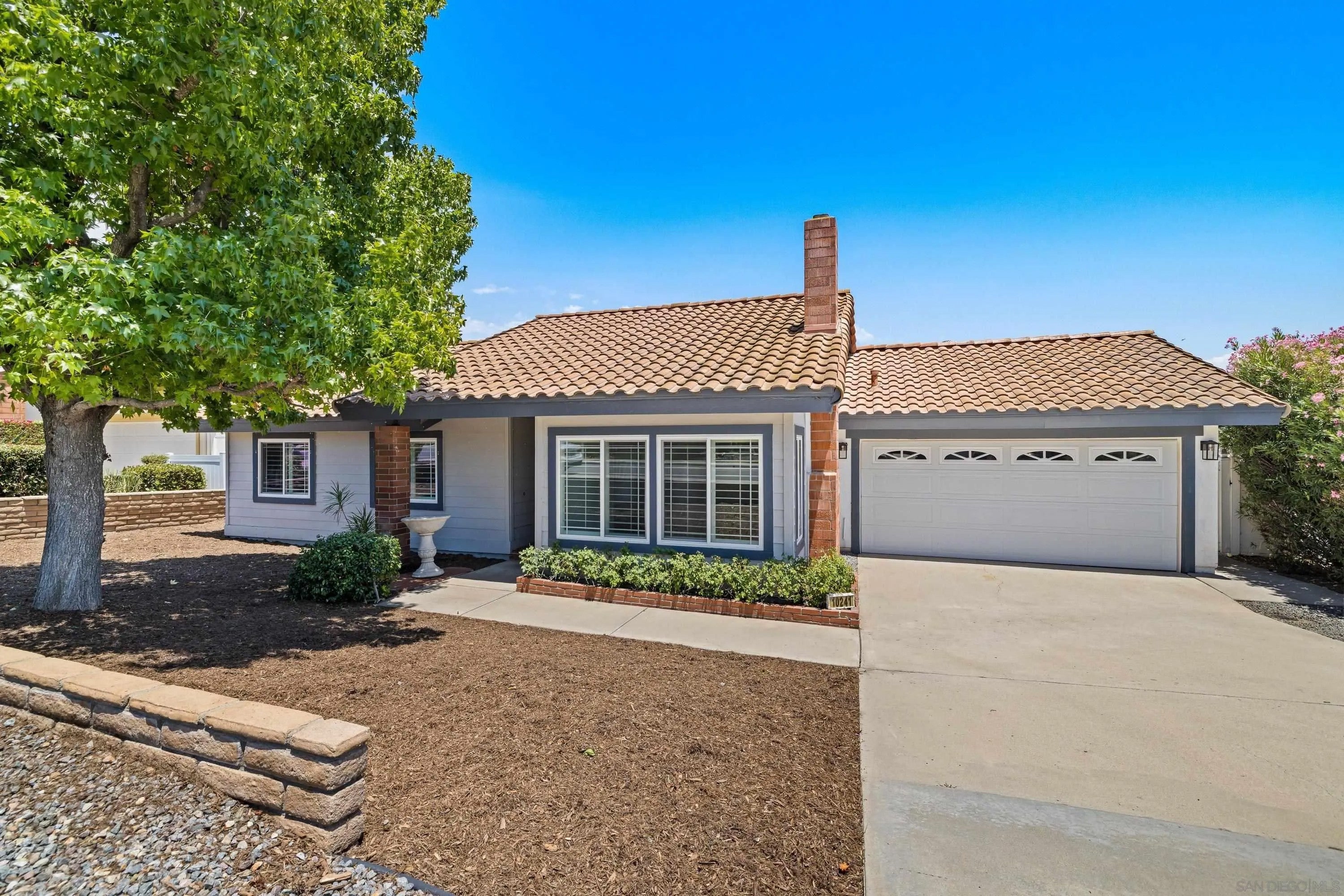 10241 Pebble Beach Dr