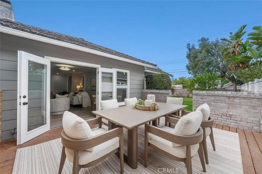 1611 El Prado Avenue