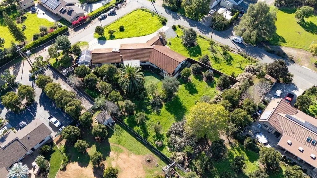 Photo of 3414 Royal Road, Vista, CA 92084 (MLS # NDP2600325)